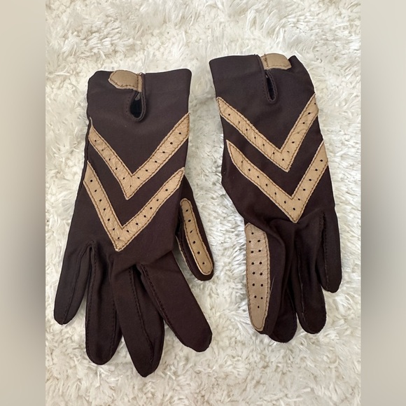 vintage brown Isotoner gloves, one size, likely made of leather & nylon. - Picture 4 of 7